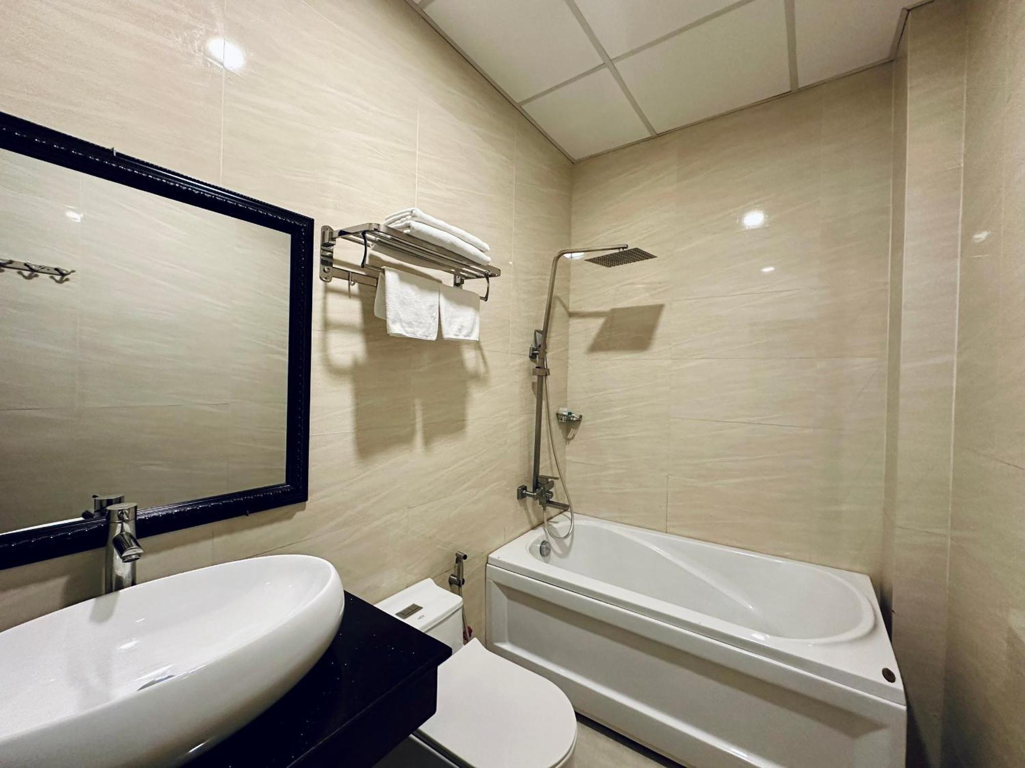 Lion Hotel Cần Thơ Zewnętrze zdjęcie