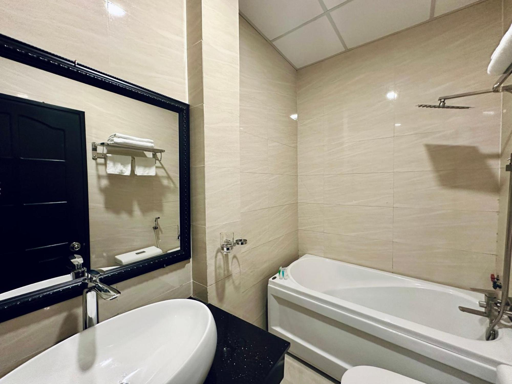 Lion Hotel Cần Thơ Zewnętrze zdjęcie